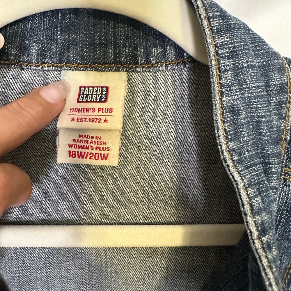 Faded Glory Jean Jacket with Stud and hook and bar closures Band Boho Glam Biker - Picture 4 of 7
